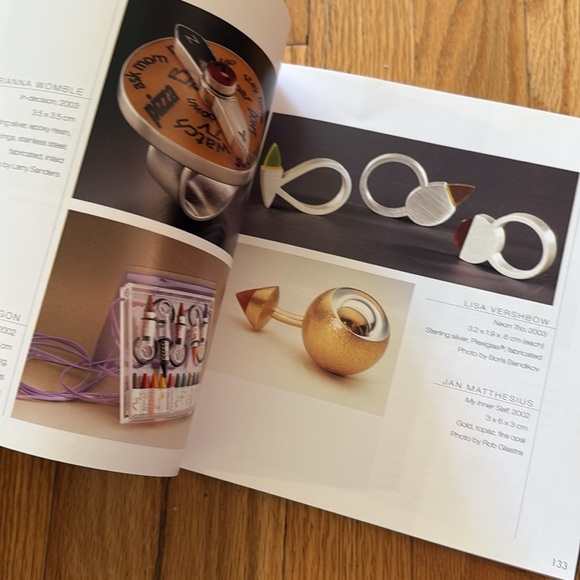 1000 Rings Lark Books Inspiring Adornments for the Hand Book great condition - Picture 10 of 10